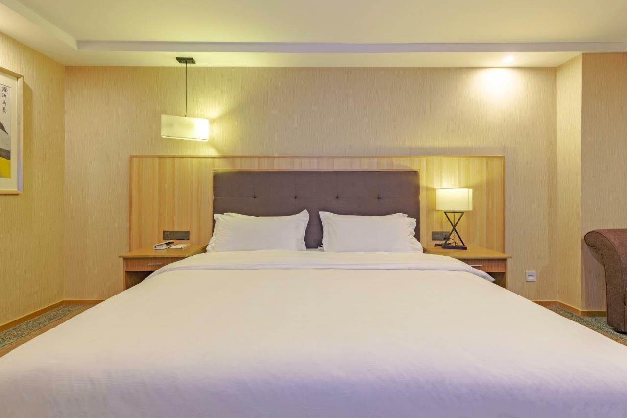 Echarm Hotel Shanghai Hongqiao Exterior photo